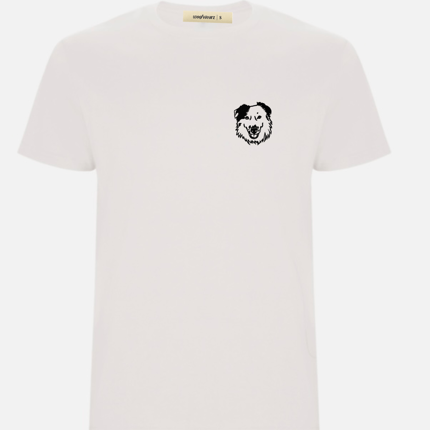 Camiseta blanca personalizada bordada estilo minimalista con cara de mascota