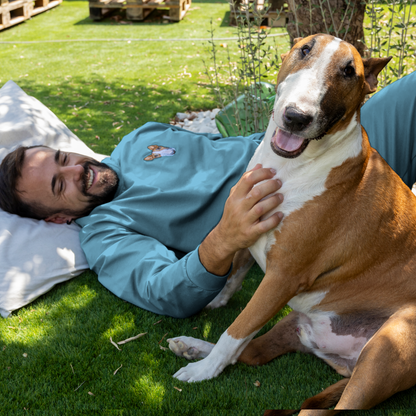 Sudadera hombre personalizada con cara bordada de 1 mascota Woofwearz