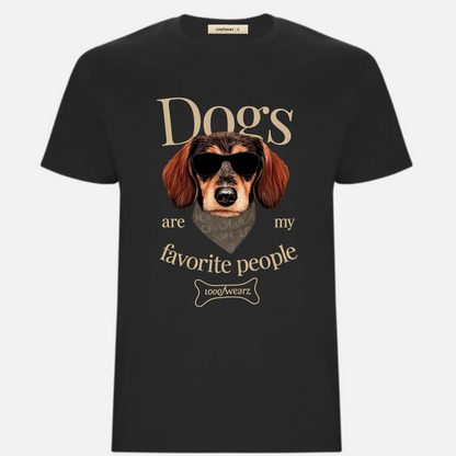 Imagen en contexto con camiseta estampada para pet lovers