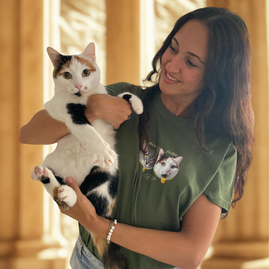 Personalized "Medal" T-shirt with 2 Woofwearz pets